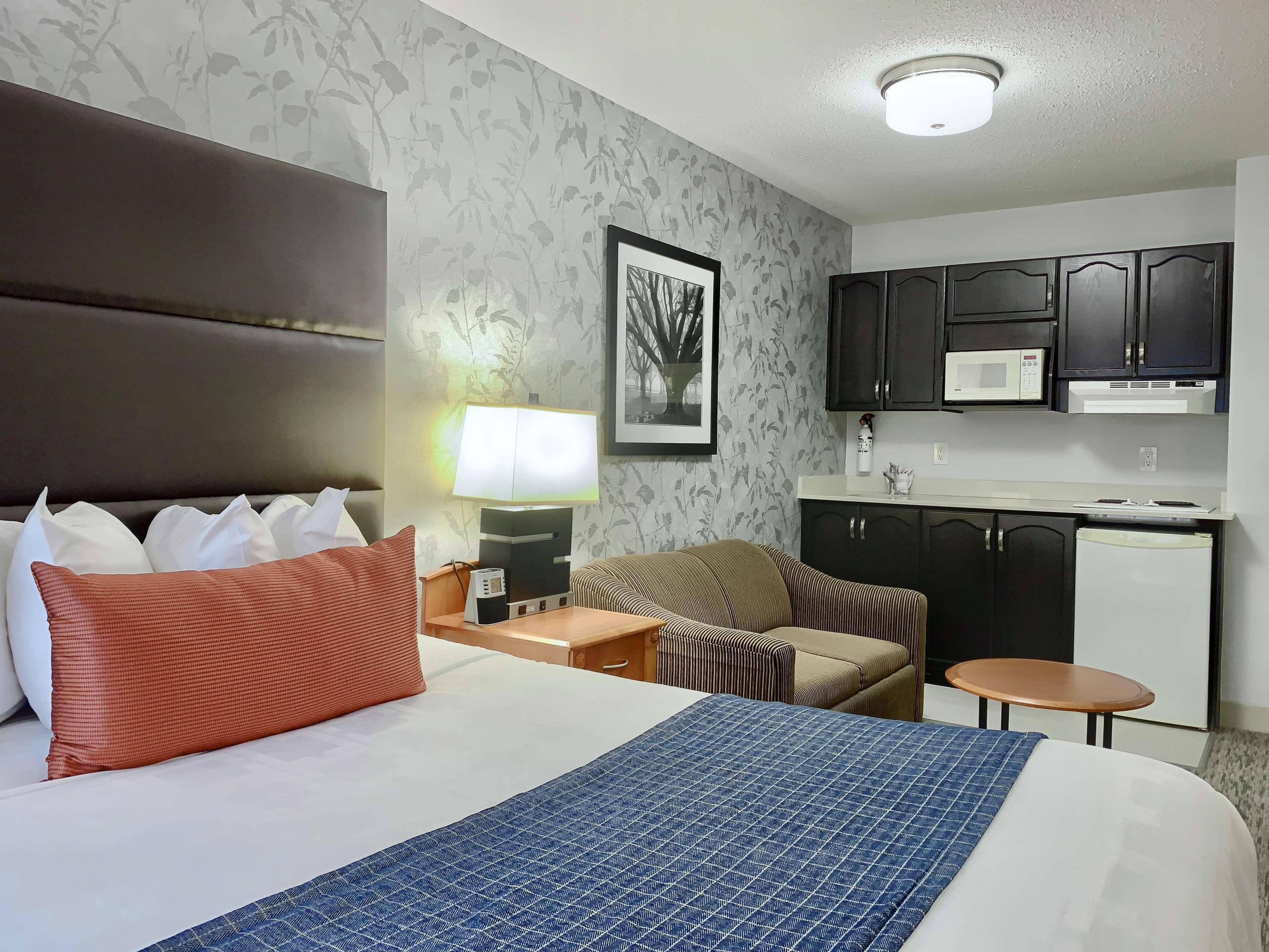 Best Western Plus Regency Inn And Conference Centre Abbotsford Exteriér fotografie