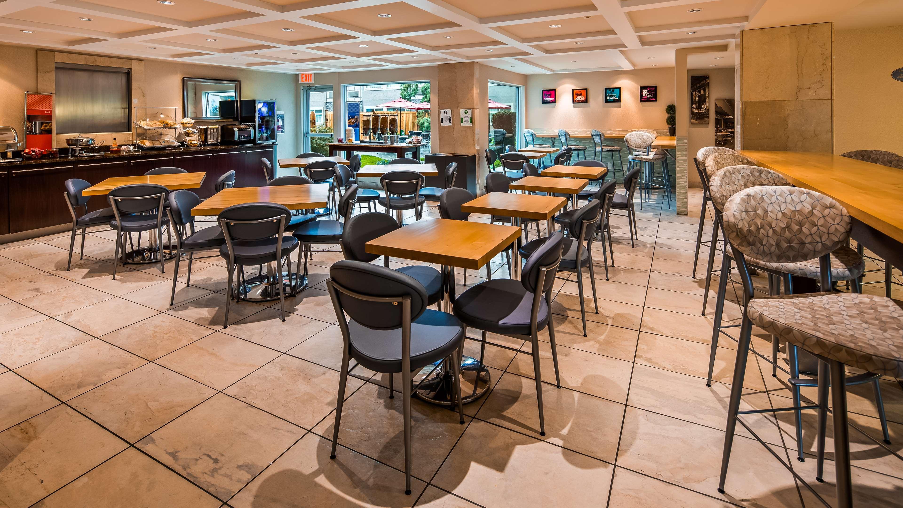Best Western Plus Regency Inn And Conference Centre Abbotsford Exteriér fotografie